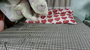 Preview 1 of Bokep Janda Kaya Indo - Long Version 40min. Skeaking Into Step-Sisters Room To Hump Her Comforter And Cum On Her Shiny Jacket