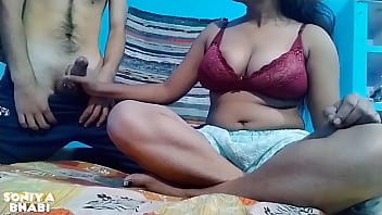 Preview 2 of Wide Hips South African - भाभी ने अपनी चूत देने के लिए देवर को पकड़ लिया