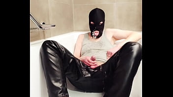 Preview 2 of Bbw Mom Sans - Piss pig leather feet