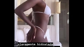 Preview 4 of Gay Beautiful Teens - Cantora iza de biqu&iacute_ni mostrando a raba
