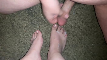 Preview 3 of Porn Vidmate Sex - Cumshot all over hot wife&rsquo_s toes