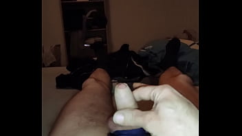 Preview 3 of Boobs Vede - Ein bisschen mit dem Schwanz spielen