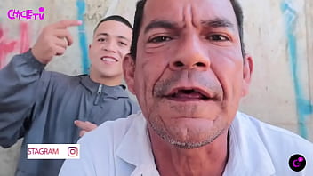 Preview 1 of Barazzzers - Saludando la gente linda del barrio la isla - Barlovento Est&aacute_n chicle tv.