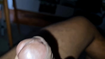 Preview 3 of Xnxx New Sex Anti Fuk Me - fica pegando na minha rola mais tem medo de me da o rabo,  fala &eacute_ que muito grossa,  que bobo ele,  coloco devagar.