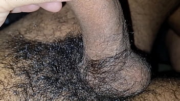 Preview 4 of Xnxx New Sex Anti Fuk Me - fica pegando na minha rola mais tem medo de me da o rabo,  fala &eacute_ que muito grossa,  que bobo ele,  coloco devagar.