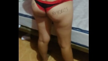Preview 1 of Teen Boy Bathtub - V&iacute_deo de verificaci&oacute_n