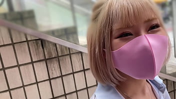Preview 1 of Use Sexx - 金髪ギャルとハメ撮りSEX。渋谷でデートからのラブホ。147cmのミニマムエロボディ。感度抜群のカラダにビクビク。セフレとイチャラブSEXで止まらぬ絶頂。 https://bit.ly/3RotxBx
