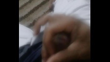 Preview 1 of Body Shaving - gozando na punheta