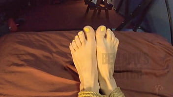 Preview 4 of Niha Khalafa - BTS Feet with Jewel Leigh