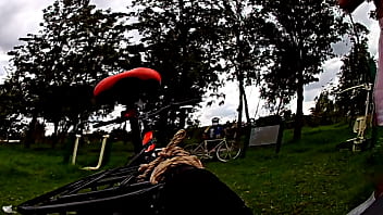Preview 3 of World Fuck 2014 - Paseo en bicicleta mostrando las bragas,  este viejito me queria coger,  CUMSHOT AL AIRE LIBRE
