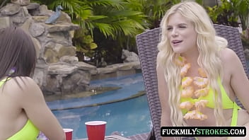 Preview 4 of India Tuda Sex - FuckmilyStrokes.com - Do Us A Favor - Alessia Luna ,  Nikki Sweet ,  Peter Green