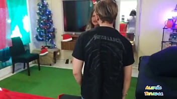 Preview 3 of Checking In House - Enfeites de natal de Paty bumbum,  alem&atilde_o tatuador
