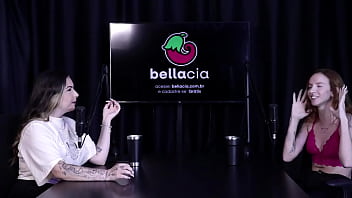 Preview 2 of French Ibicella - Sempre gostou de enviar nudes,  chamou o professor pra um menage,  e a situa&ccedil_&atilde_o bizarra que passou na favela... - Debora Esteves (WATCH ON: SHEER/RED)