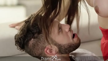Preview 2 of Yeang Boy - This brunette girl surprised me by showing me her cock.