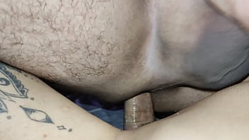 Preview 2 of Threesome Oiled - sou uma putinha pra transex e pauzudos