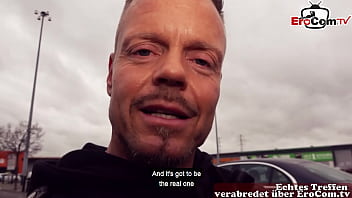 Preview 1 of Home Alone With Dog Xxxx Video - Schlanke blonde Milf in roter Reizw&auml_sche und Nylons online abgeschleppt