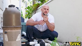 Preview 1 of Faint Girl - Alexa Vega Milf Fuck The Plumber Pipe