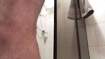 Preview 1 of Xxxhd Shd - Gostoso no banho!!