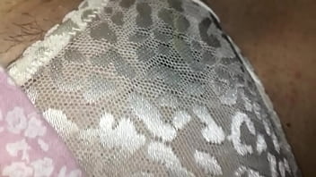 Preview 4 of Xxx Video Downlode - Sugado por seu meio-irm&atilde_o pauz&atilde_o