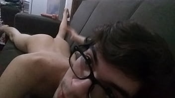 Preview 2 of Telugu Sex Xbox - Nerd safadinho mostrando a bunda