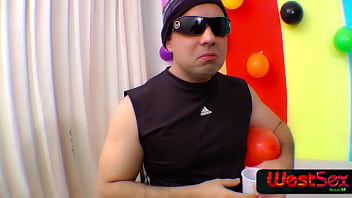 Preview 1 of Virgin Pussy Dp - Na festa do enteado ela deu o cuzinho at&eacute_ n&atilde_o poder mais - Frotinha Porn Star -  -