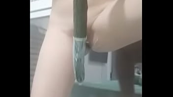 Preview 1 of Nasty Shy - 黄瓜插入骚穴