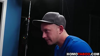 Preview 3 of Bigmax - Gay step-brothers fuck during photo session