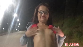 Preview 2 of Uzbek Aktrisa Oydin Yusupova - MUITO EXIBICIONISMO E SEXO NA RUA E NO PELO E  QUASE A POL&Iacute_CIA VIU TUDO #edjunior #carolinacarioca (COMPLETO NO RED)