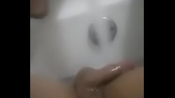Preview 2 of Phim Sex Lim Lon - Shower