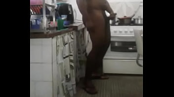 Preview 2 of Girl Take Big Toy - Deixa eu botar minha rolona em vcs