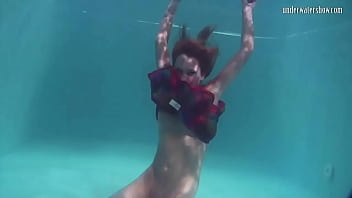 Preview 4 of Savita Bhabhi Xnxx Katun - Tiniest sexiest horniest babes swim and masturbate