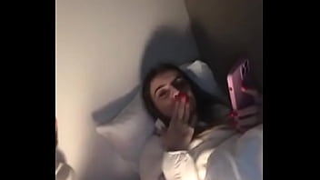 Preview 3 of Hendjob In Mom - Good night Twitter bigdaddyprod got xpetitbiscuitx in our bed... who&rsquo_s in yours?bigdaddyfilms frenchslut5 CrisAn...
