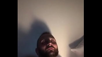 Preview 1 of Hendjob In Mom - Good night Twitter bigdaddyprod got xpetitbiscuitx in our bed... who&rsquo_s in yours?bigdaddyfilms frenchslut5 CrisAn...