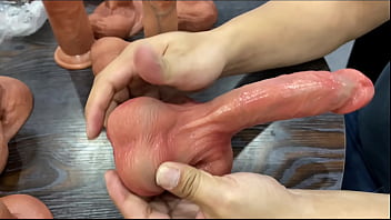 Preview 1 of Hanna Heln - CNSEXTOY dildo