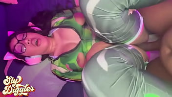 Preview 4 of Ride Dildo Hard - She knows I didn&rsquo_t come to play iloveaoki