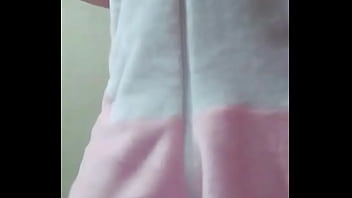 Preview 1 of 3g Arab Mom - mujer latina se disfraza para verse mas cachonda para su novio