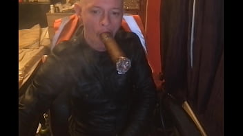 Preview 1 of Sex Sologuyonan - cigar smoking exacts 11x90