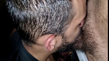 Preview 1 of Nuru Without Avi - Puto entrou no box e me colocou pra mamar - FULL RED
