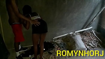 Preview 2 of Menantu Vs Mertua Cina - MORENO DA FAVELA DO  RIO DE JANEIRO ESTAVA FAZENDO CAMINHADA, E ENCONTROU UMA SAFADINHA QUE ADORA FUDER NA RUA