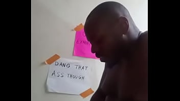 Preview 2 of Teesha Mutia Porn Montgomery Al - Choosing between uh oh exhibitionism or dang that ass though for an aesthetic background 2