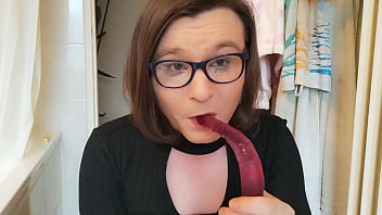 Preview 1 of Mp4hdsex Com - Teen Amateur Shemale Anallisa Tranny fucks rough her throat deep (deepthroat) until tears running from her cute eyes,  she screams - and destroys afterwards her wet tight ass hole pussy with her dildo while fucking herself solo on webcam stream