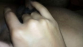 Preview 3 of Dog Lucking Pussy - Venezolana feliz con leche peruna