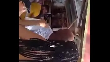 Preview 4 of Indian Virgin Girl Fuckung - mujer desnuda en playa de Taganga (Parte 2)