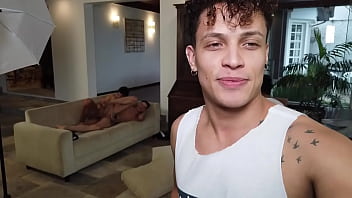 Preview 3 of Rocco Home - Making OF - Matteo &amp_ Guilherme Machado - Bareback (Se chover l&aacute_ fora &eacute_ pica aqui dentro)