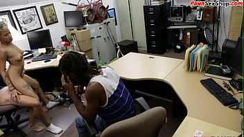 Preview 3 of 1st Sex Singapur - Ebony pawnshop amateur used for deal on better price by bf