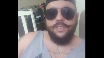 Preview 3 of Hugi Sex Son - Aviso de v&iacute_deos exclusivos