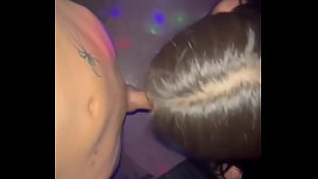 Preview 2 of Gay Vi Gay - QUE DIRIAS DE VER ESTE VIDEO DONDE ME VISITO ESTE CHICO NUEVO DE MI EDIFICIO QUE LE TOCO VERME EN LENCERIA Y DESPUES DE CONOCERNOS TUVIMOS UNA SESION DE SEXO Y PLACER INTENSA