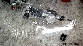 Preview 1 of Mom Need Help In Kichen - Marcas a flor da pele Tempestade Negra,  Alemaotatuador