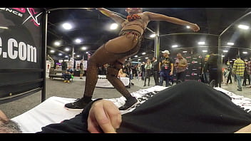 Preview 3 of Dormida Viole A Mi Hermana - Jem Jewel dances for me on bed at EXXXotica NJ 2021 in 360 degree VR.