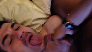 Preview 3 of Real Desi Kand - sacha recoit du sperme dans sa petite bouche
